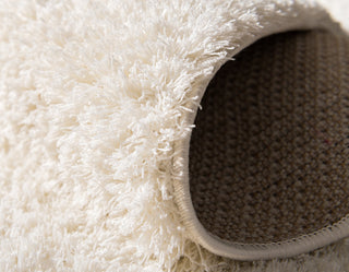 Unique Loom White Studio Solid Shag 2' 0 x 6' 7 Runner Rug