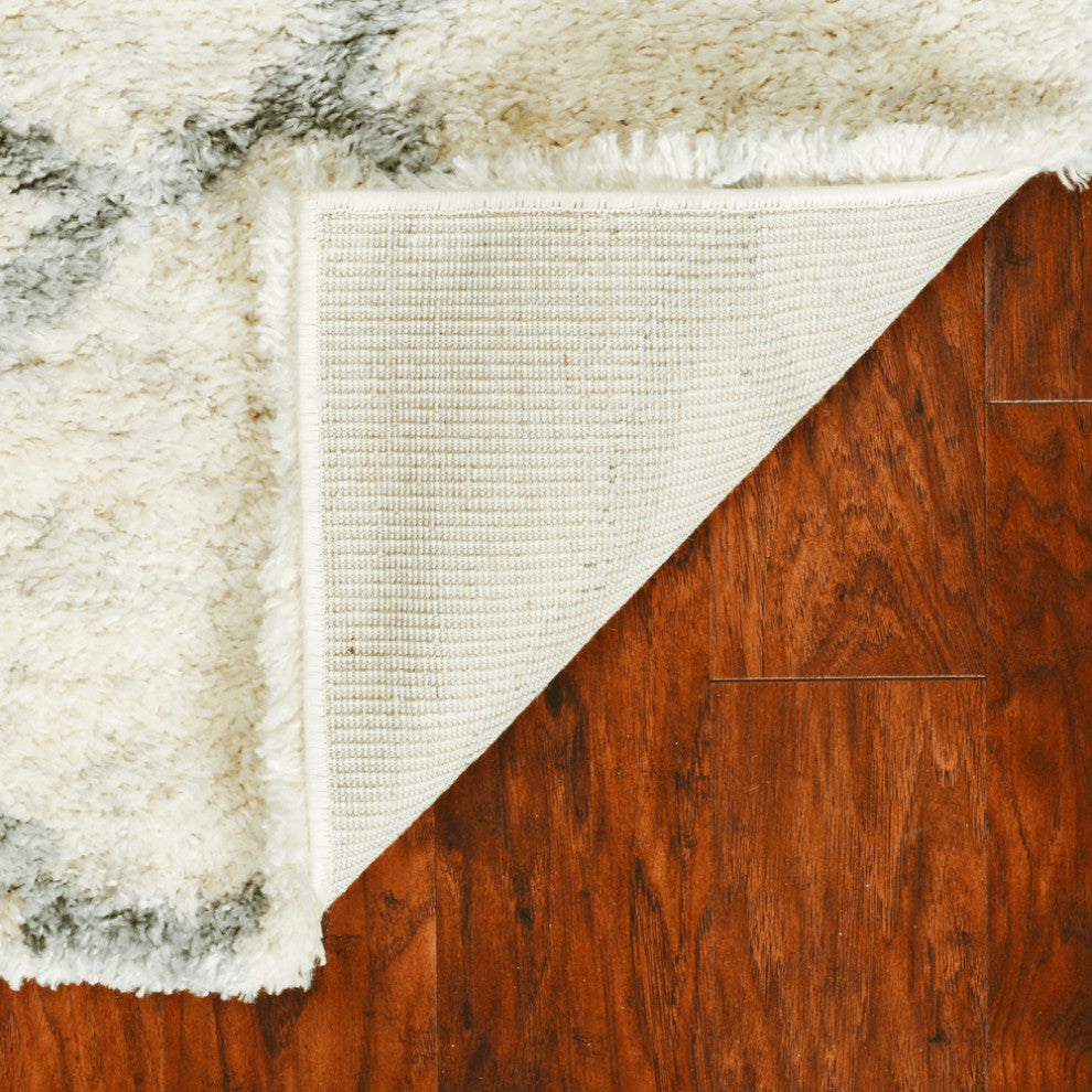 4'X6' Ivory Grey Machine Woven Chain Link Indoor Area Rug