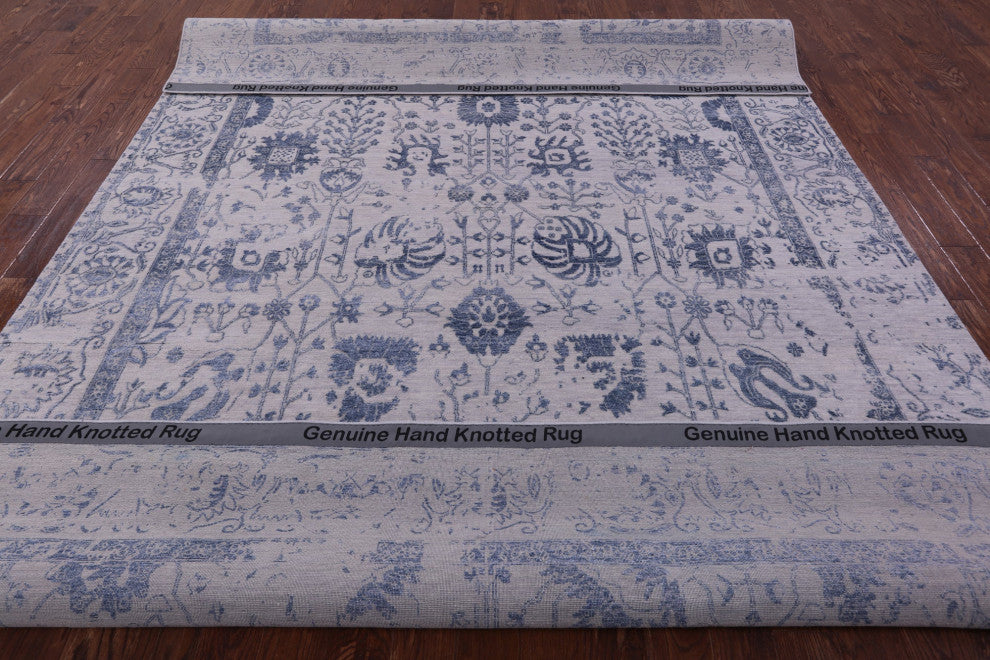 8' 11" X 12' 4" Hand Knotted Wool & Silk Persian Rug - Q15741