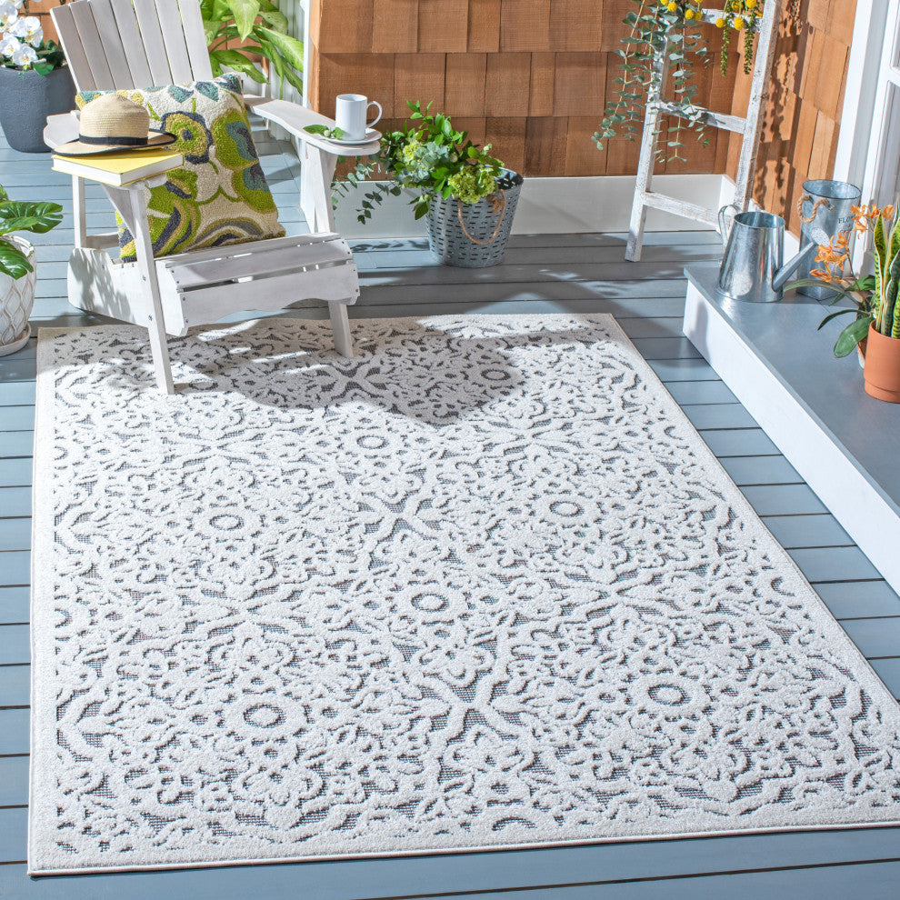 Safavieh Indoor-Outdoor Cabana Collection, CBN662 Rug, Ivory/Gray, 5'5"x7'7"