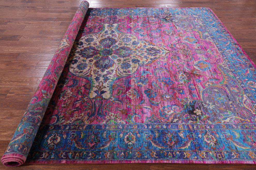 Hand Knotted Persian Silk Rug 7' 10" X 9' 10" Q5953