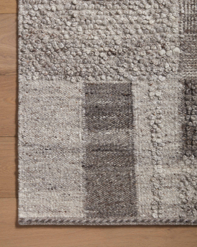 Loloi Manfred Charcoal / Dove 4'-0" x 6'-0" Accent Rug