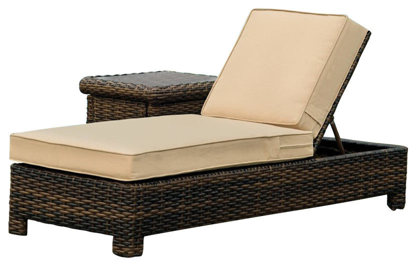 St. Tropez Chaise Lounge in Cast Silver