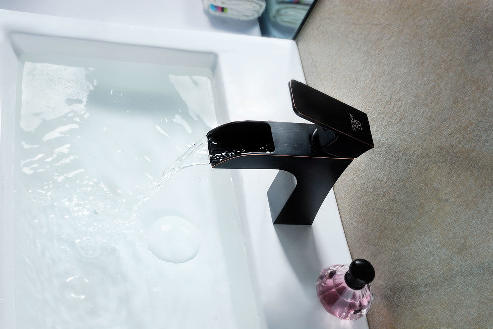 Forza Series Single Handle Bathroom Sink Faucet in Oil Rubbed Bronze
