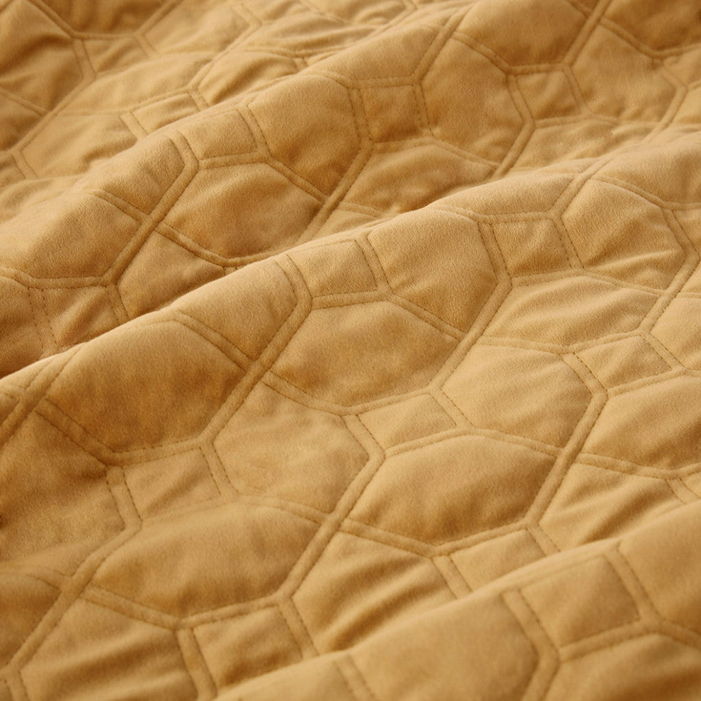 Madison Park Harper 3 Piece Velvet Quilt Set With Coordinating Shams