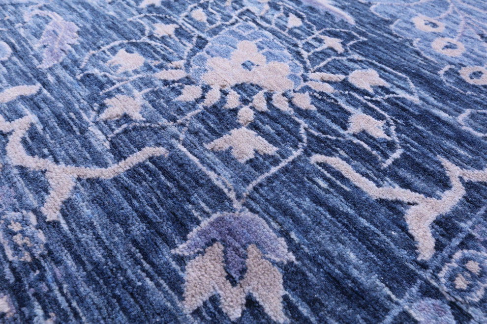 10' 0" X 20' 2" Modern Hand-Knotted Wool Rug Q9007