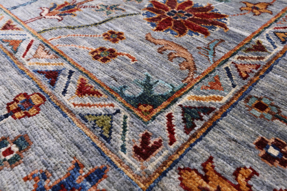 Handmade Persian Tabriz Wool Rug 5' 6" X 7' 8" Q9849