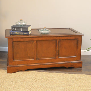 Camden Blanket Chest, Chestnut