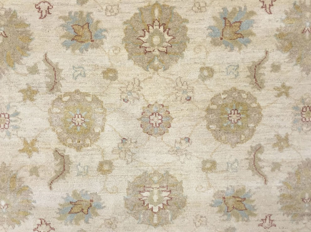 Peshawar Tyler Ivory Hand-Knotted Rug, 6'0x8'1