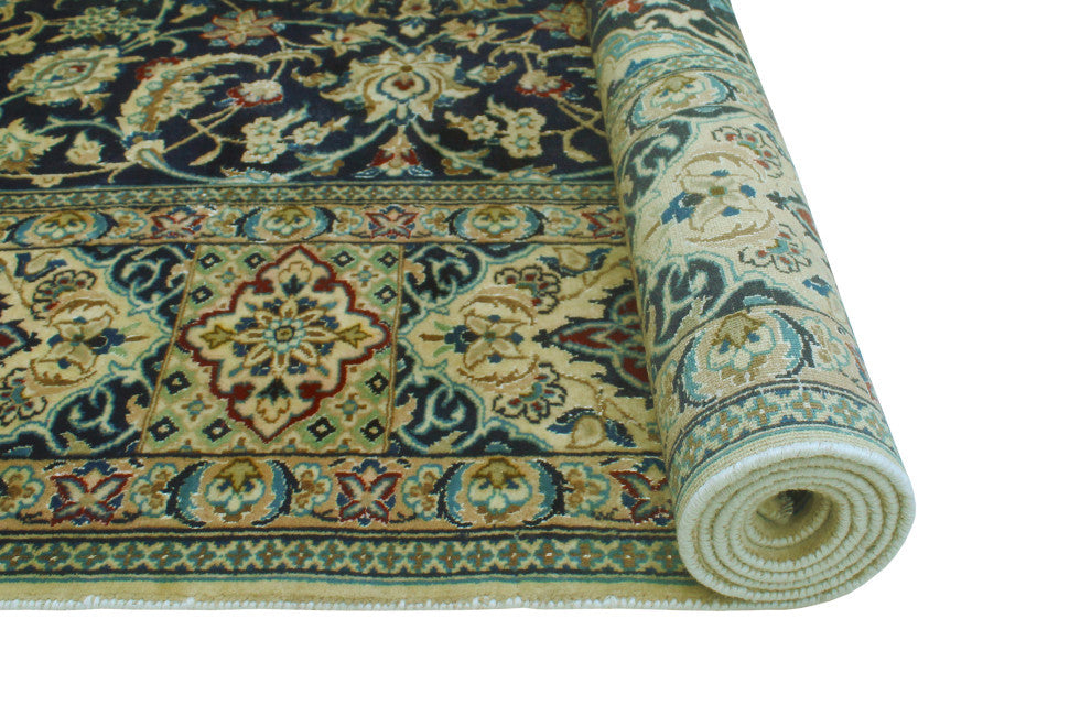 Super Vintage Distressed Saeweard Navy/Beige Rug, 6'8 x 9'9