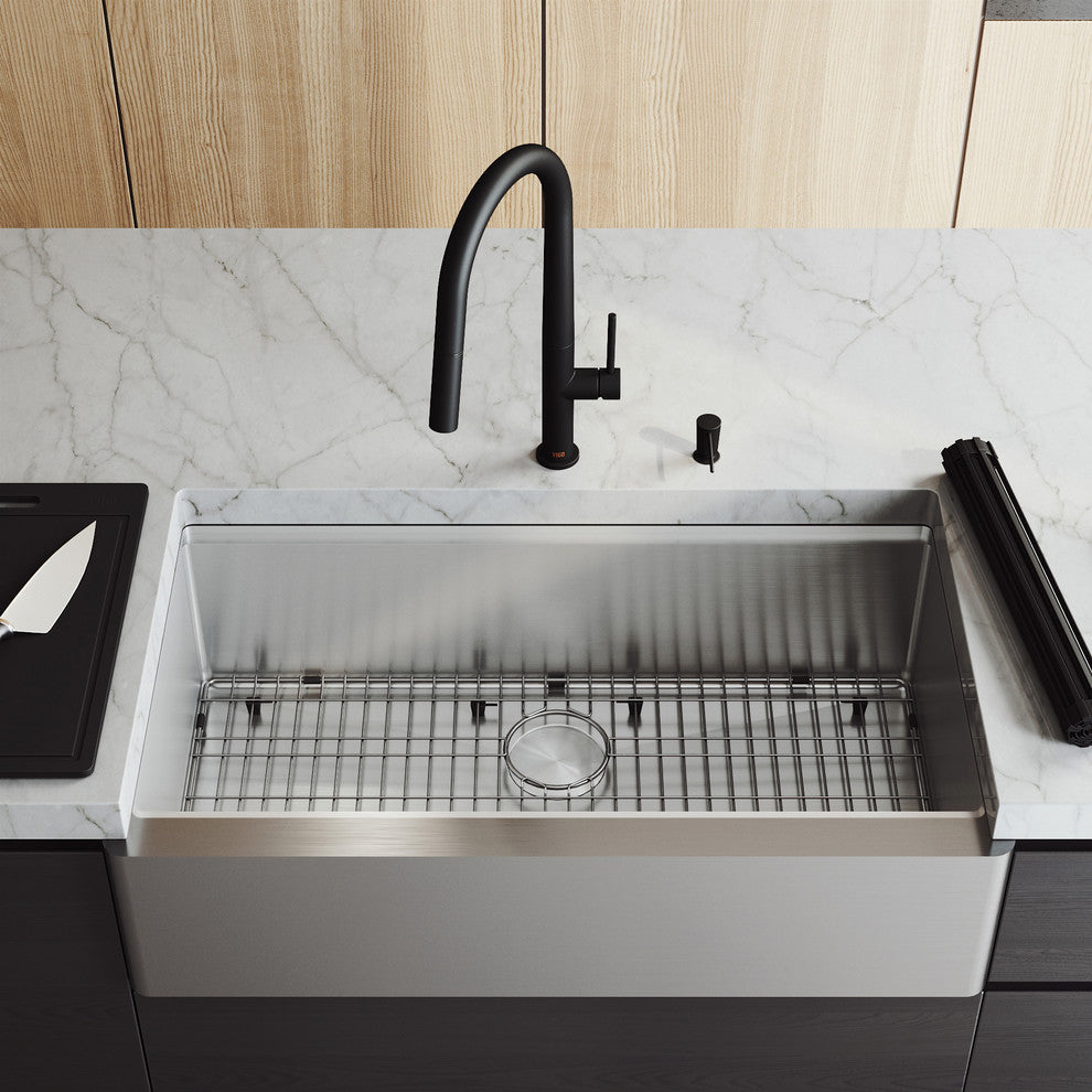 Oxford 36"L x 21"W Farmhouse Kitchen Sink and Greenwich 18"H in Black Faucet Set