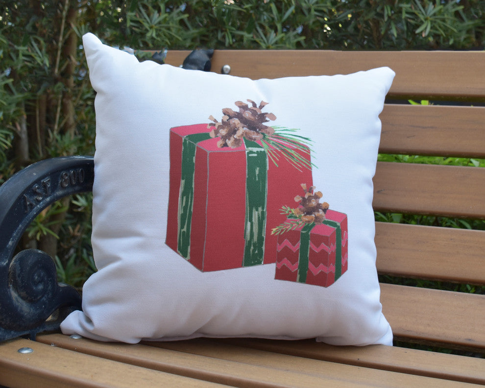 Nature's Gift Red Holiday Print Decorative Outdoor Throw Pillow, 18"