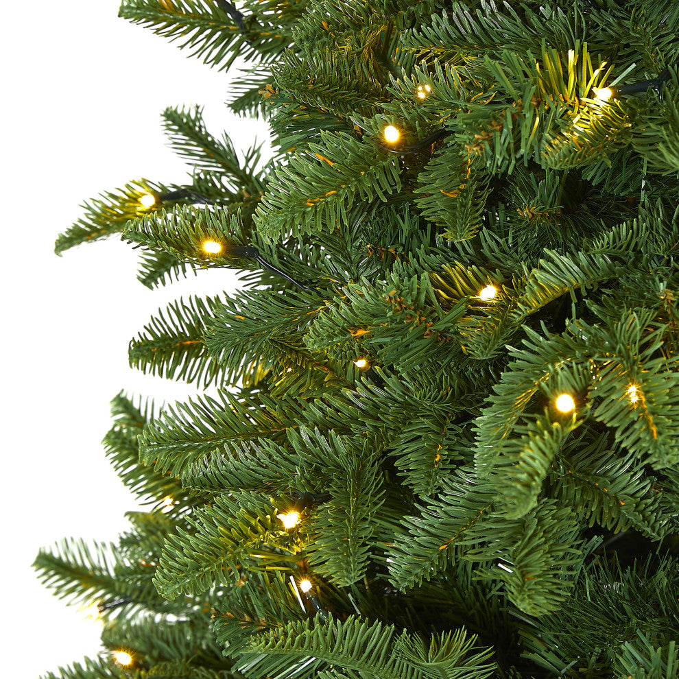 6' Wyoming Fir Faux Xmas Tree With 350 Clear Lights and 844 Bendable Branches