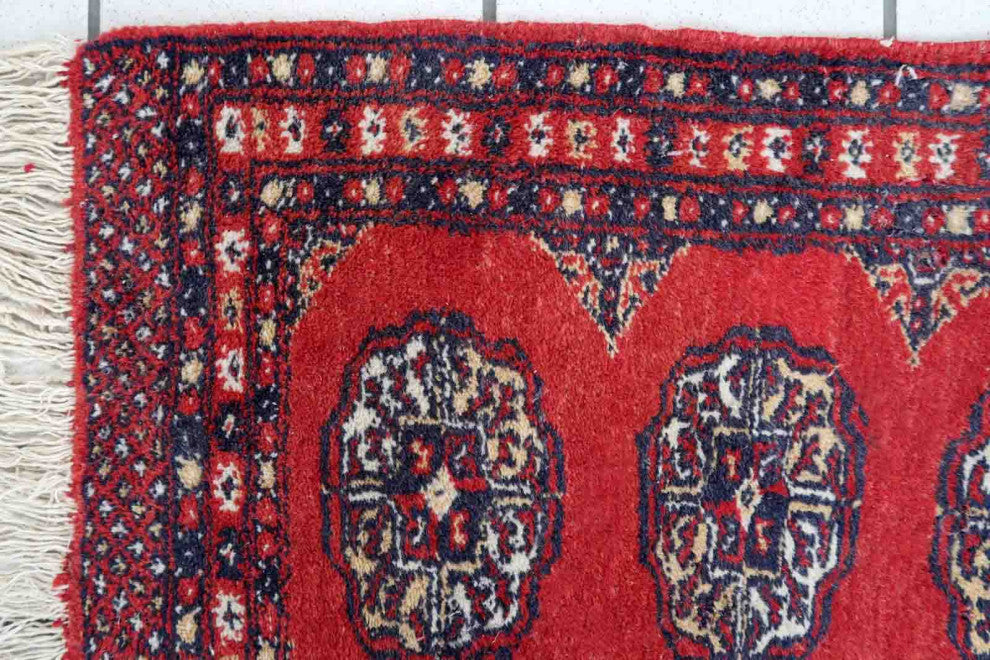 Handmade Vintage Pakistani Lahore Mat 1.4'x2.8', 45cmx86cm 1970s