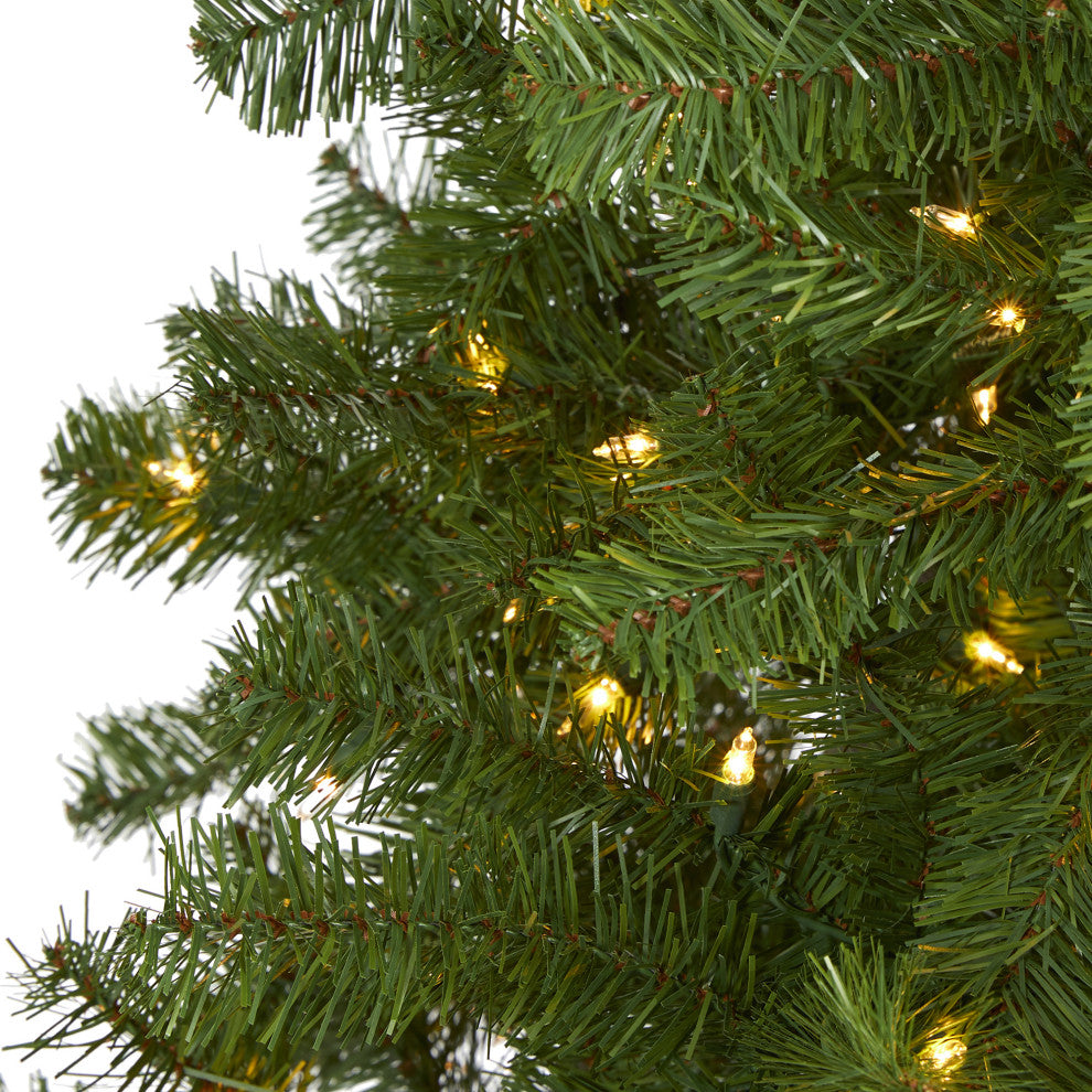6' Springfield Artificial Christmas Tree / 300 Warm Clear Lights and 596 Tips