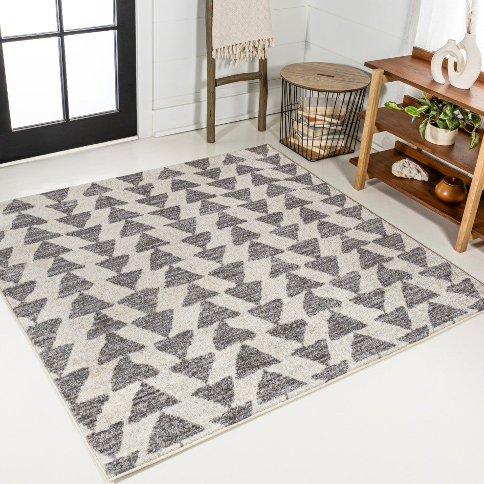 Aisha Moroccan Triangle Geometric Cream/Gray 6' Square Area Rug