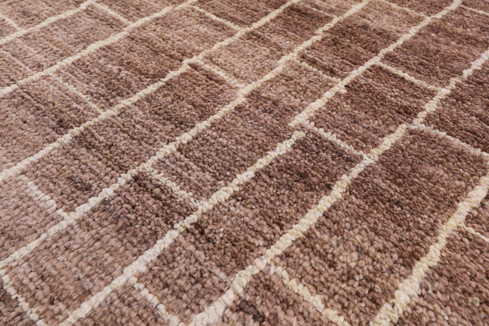 Moroccan Hand-Knotted Wool Rug 4' 10" X 6' 9" Q8837