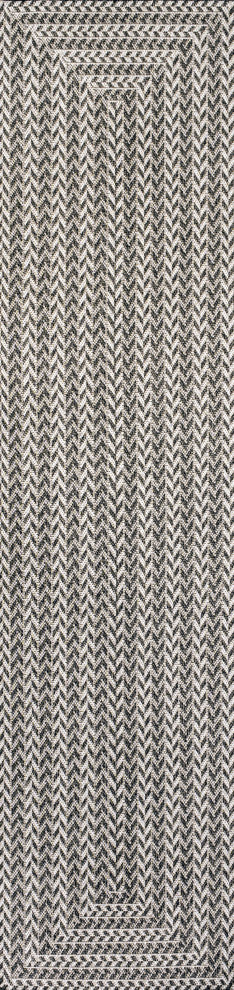 Chevron Modern Concentric Squares Indoor/Outdoor Area Rug, Light Gray/Black, 2x8