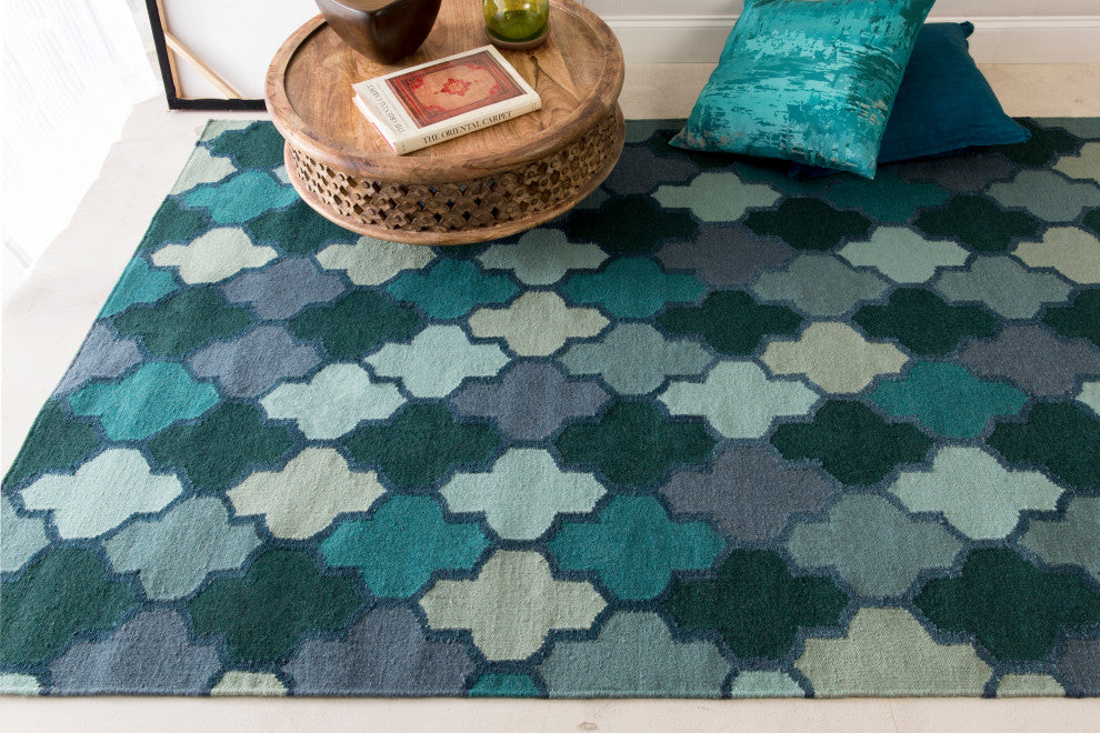 Surya Nia NIA-7000 2'6" x 8' Rug
