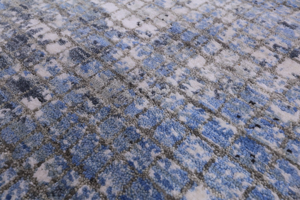 6' 0" X 9' 2" Wool and Silk Modern Hand Knotted Rug Q8894