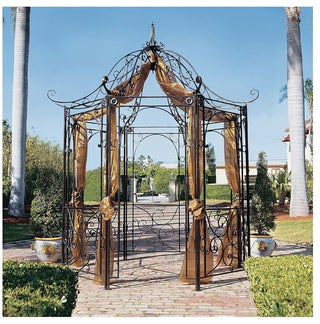 Amelie Gazebo