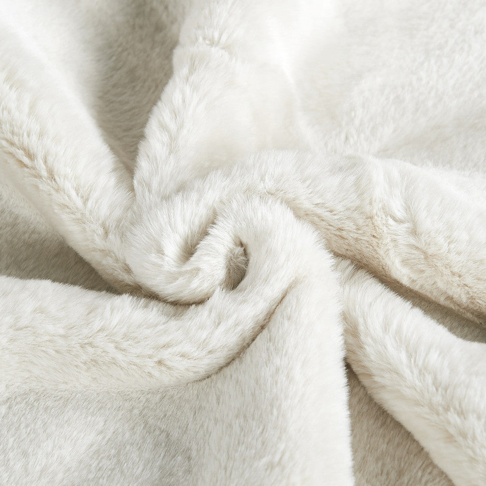 Fox Faux Fur Throw Blanket, Gardenia, 60''x80''