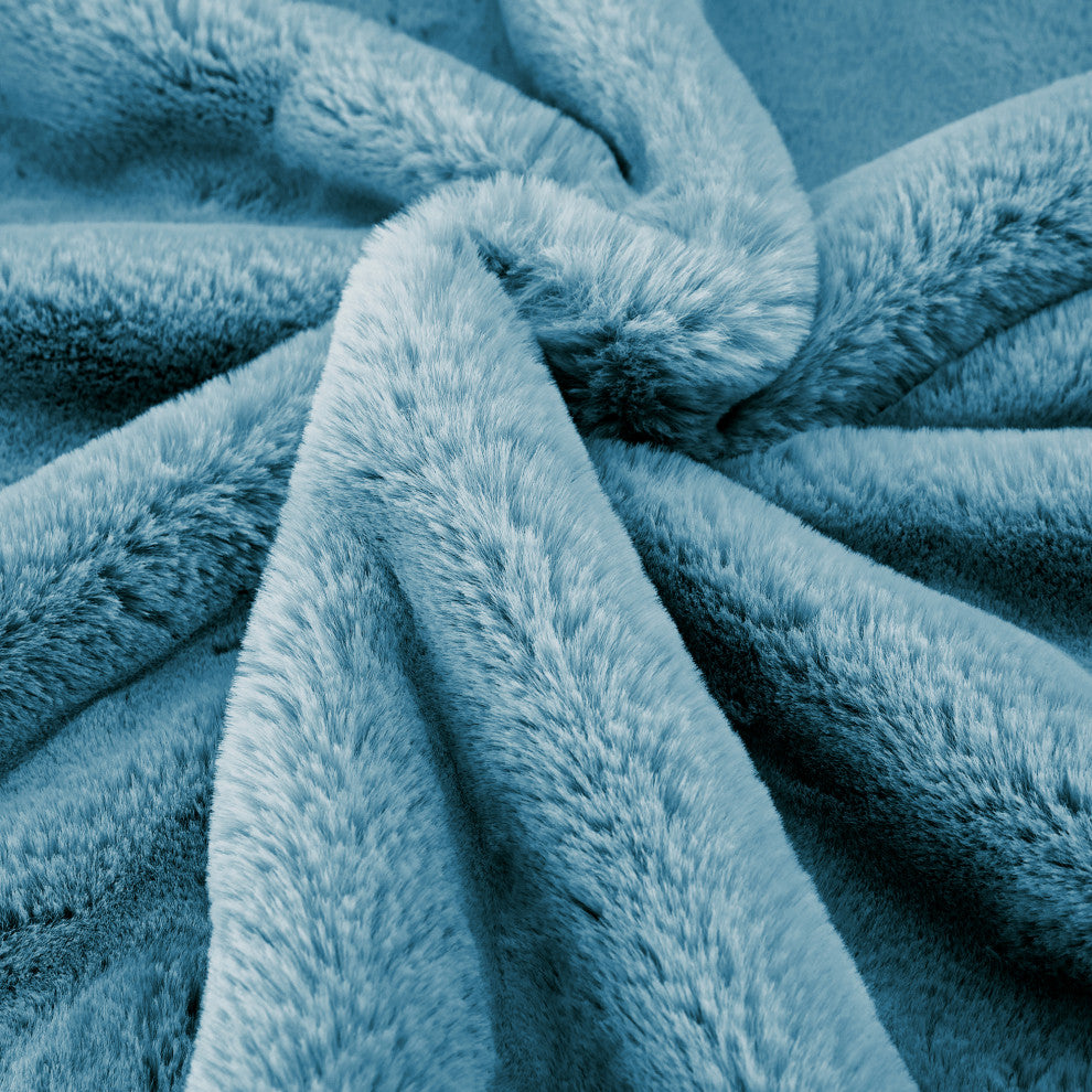 Heavy Faux Fur Throw, Smoke Blue, 50"x60"