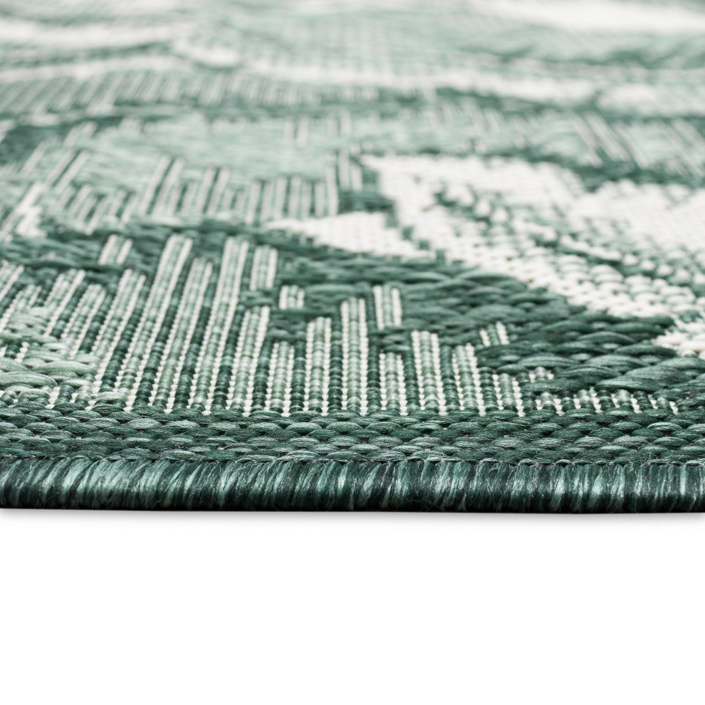 Malibu Fronds Indoor/Outdoor Rug, Green, 3'3"x4'11"