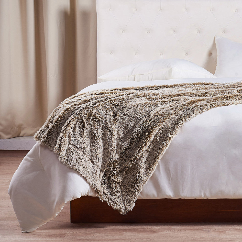 Woolly Mammoth Throw Blanket, Tannin