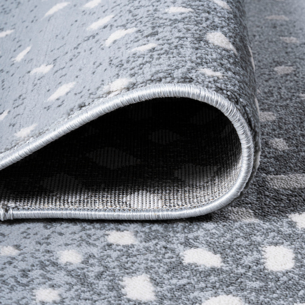 Antelope Modern Animal Light Gray/Cream 8'x10' Area Rug