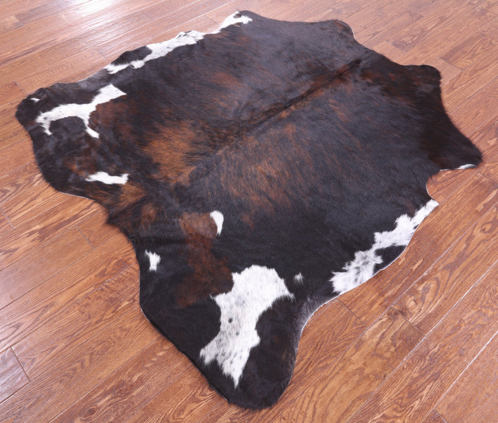 5' 5" X 5' 4" Natural Cowhide Rug C2393
