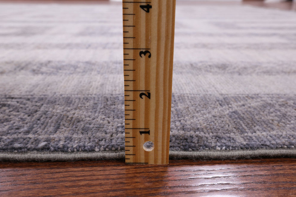 8' 2" X 9' 10" Southwest Navajo Hand Knotted Wool Rug Q4851