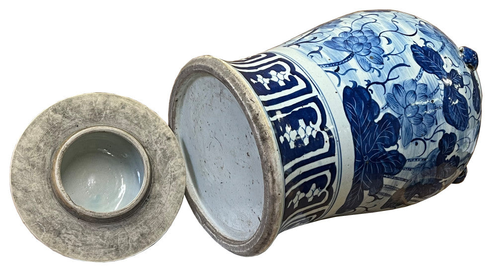 Chinese Blue and White Lotus Flower Porcelain Large Temple General Jar Hws2551