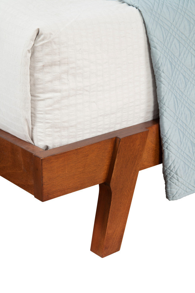 Dakota Queen Platform Bed