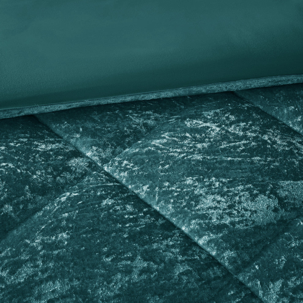 Intelligent Design Felicia Crushed Velvet 4-Piece Comforter Set