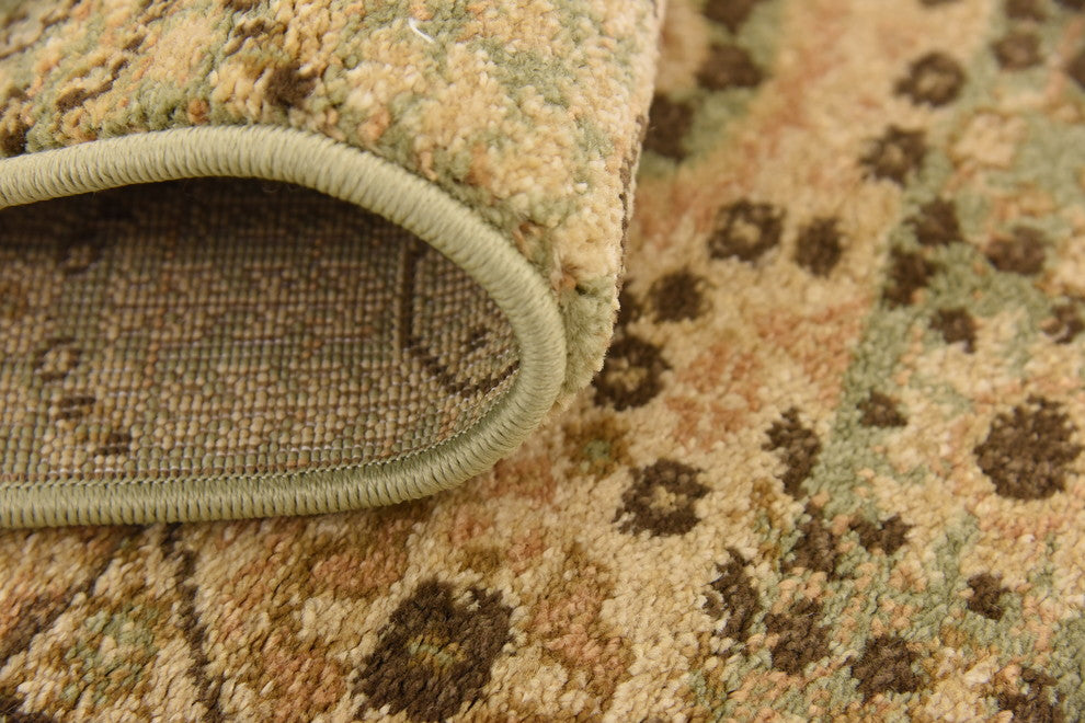 Unique Loom Light Green Jackson Palace 2'' 0 x 6'' 0 Runner Rug