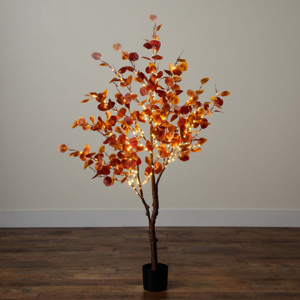 Lifestyle image showing the lit/tree feature
