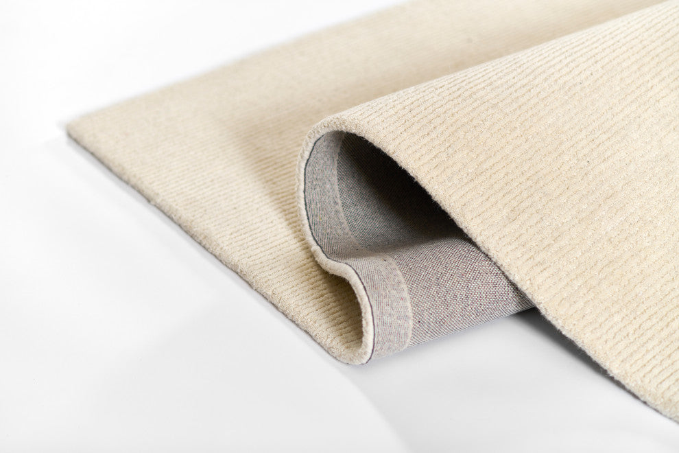 Momeni Everett EVT-8 Ivory 5'x8'