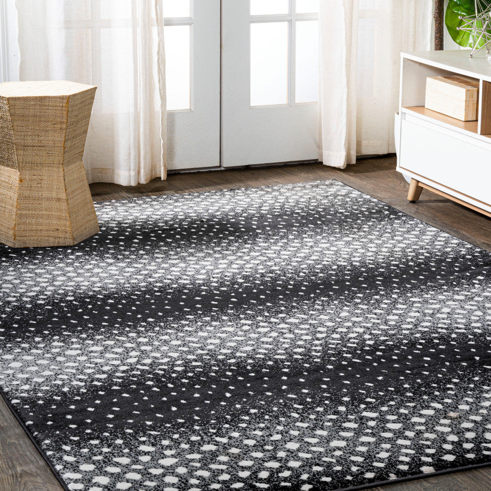 Antelope Modern Animal Black/Cream 4'x6' Area Rug