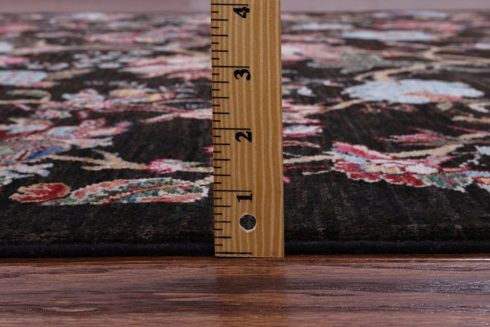 Persian Tabriz Hand-Knotted Wool Rug 6' 9" X 9' 10" - Q12749
