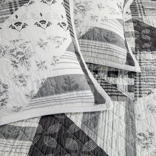 Patchwork Prairie Reversible Quilt Set, 3 Piece, Full/Queen