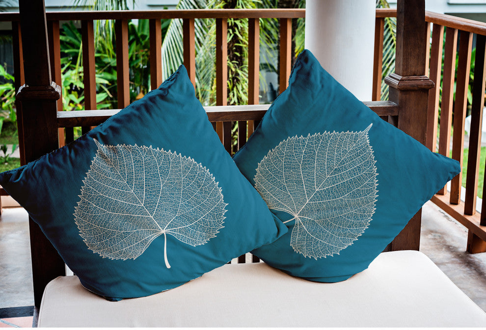 Leaf Study Indoor/Outdoor Throw Pillow, Unreal Teal, 20"x20"