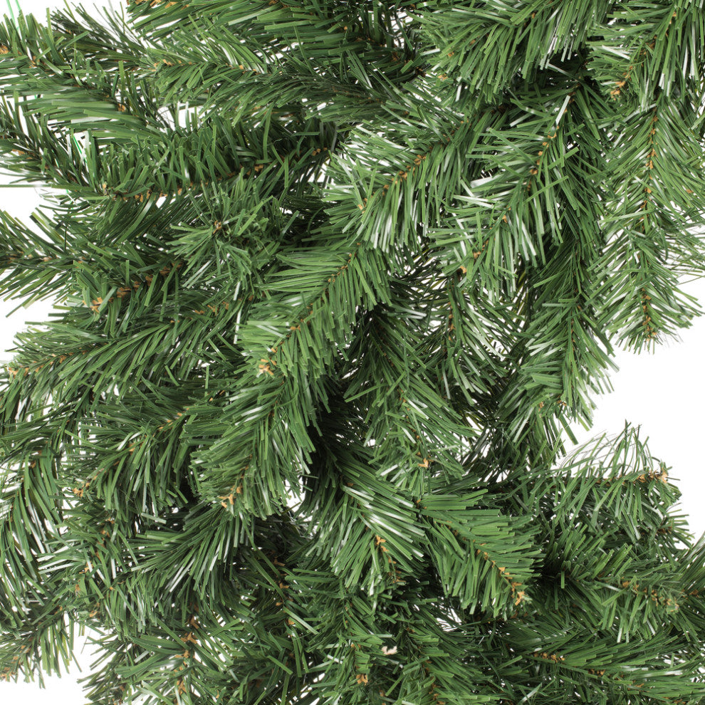 30" Grand Teton Square Wreath 170T