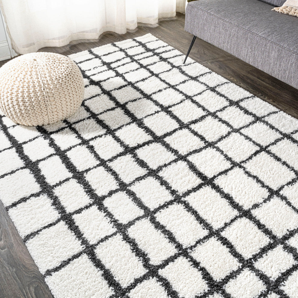 Arenal Geometric Grid Shag, White/Black, 5'x8'