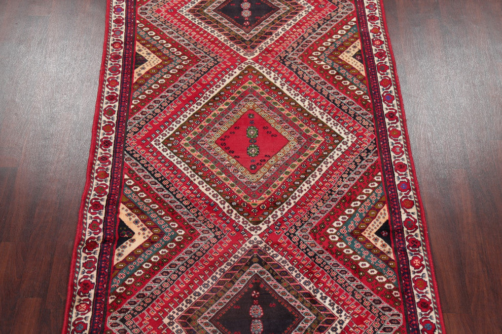 Consigned, Vintage-Style Oriental Traditional Hand Made Persian Area Rug, 5x9