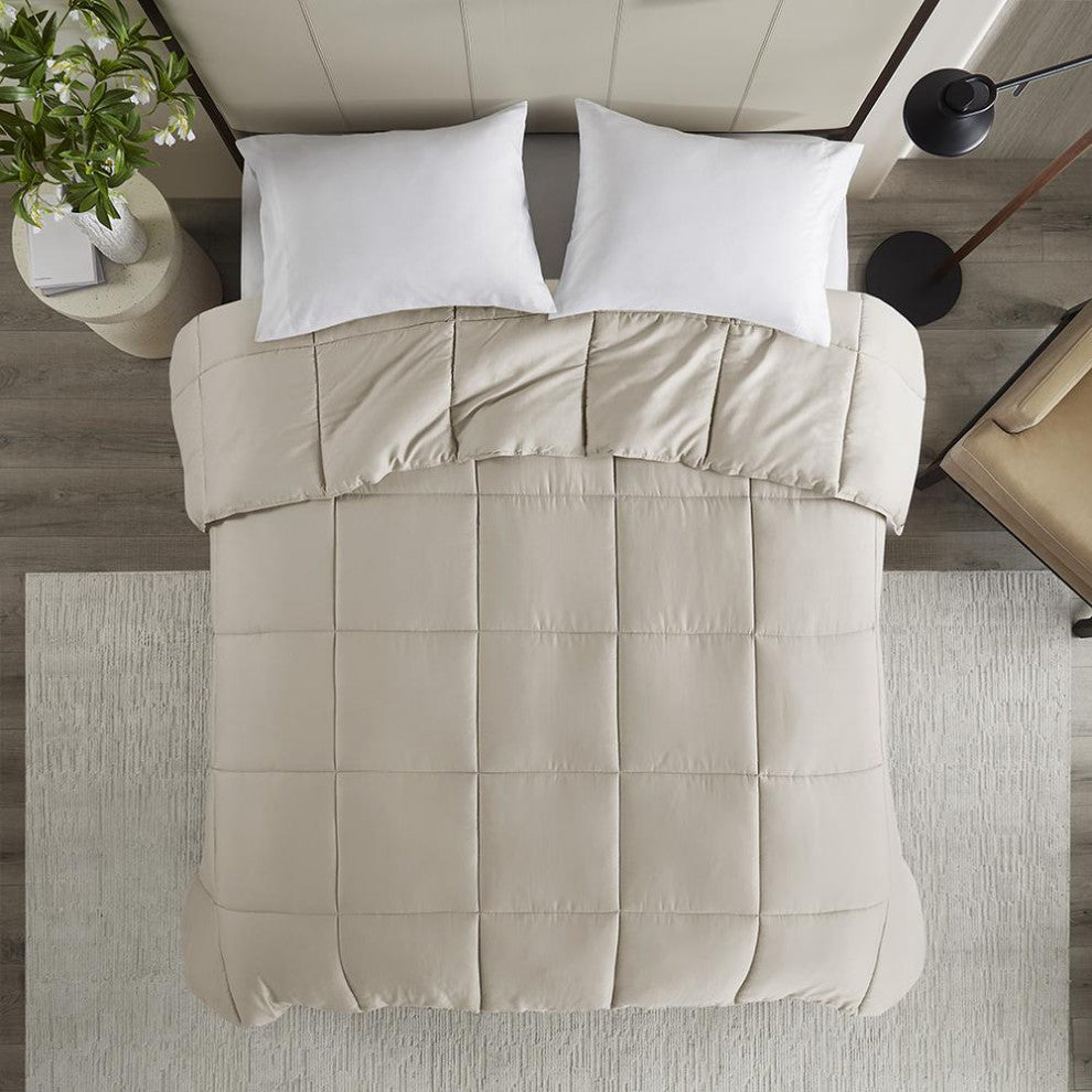 300 Thread Count Cotton Shell Luxury Down Alternative Comforter