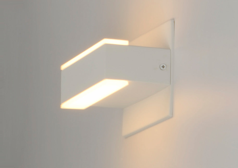 Omni LED 7" Bath Vanity