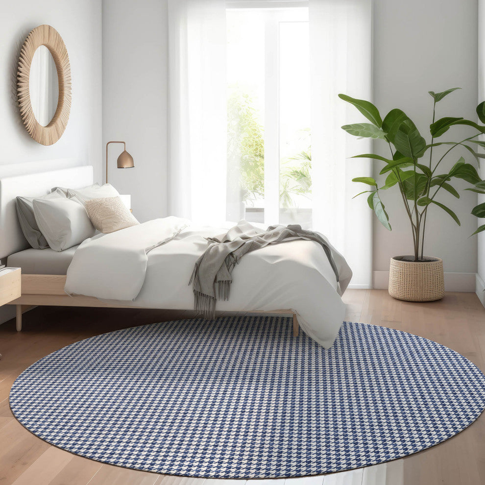 Indoor/Outdoor Hinton HN1 Navy Machine Washable 8' x 8' Rug
