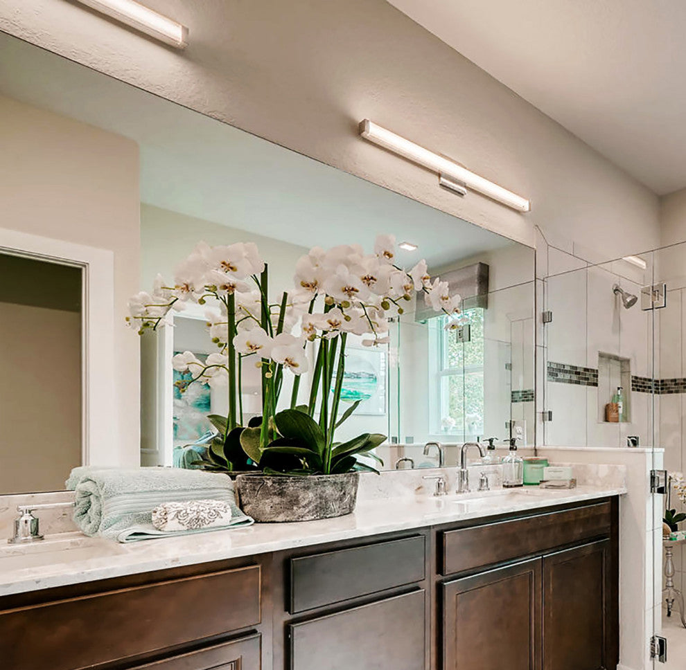 Maxim 52002 Spec 24"W LED Bath Bar - Compliant - Black