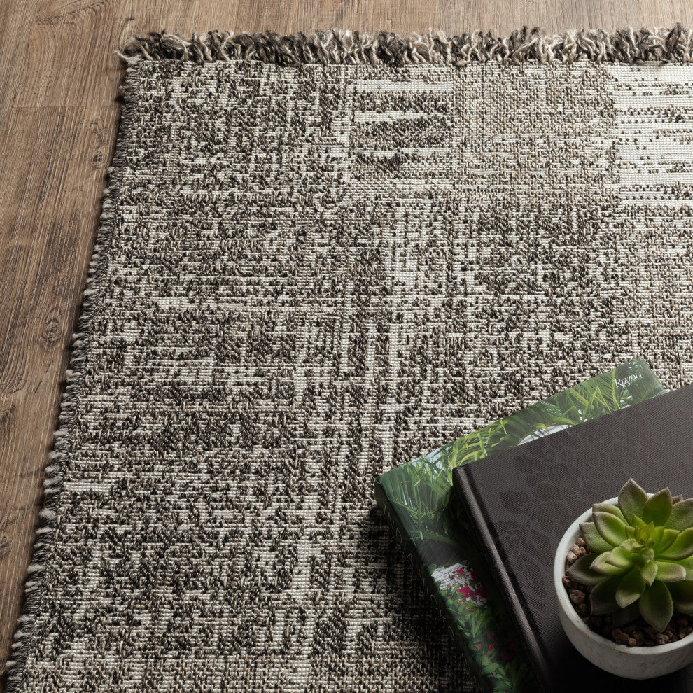 Genoa Textured Beige/ Black Flatwoven Indoor-Outdoor Area Rug 9'10" x 12'10"